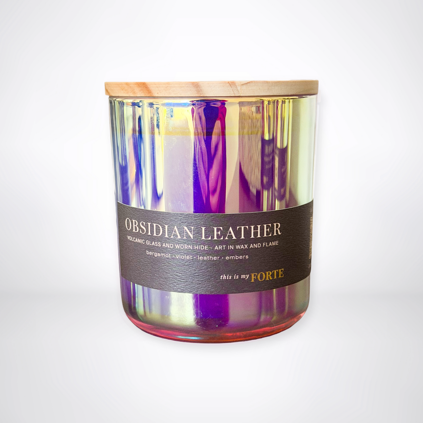 Obsidian Leather Luxury Soy-Coconut - Beeswax candle in a prismatic glass